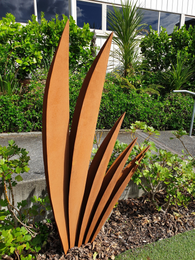 V Leaf